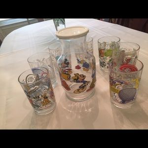 Vintage Disney Juice Set